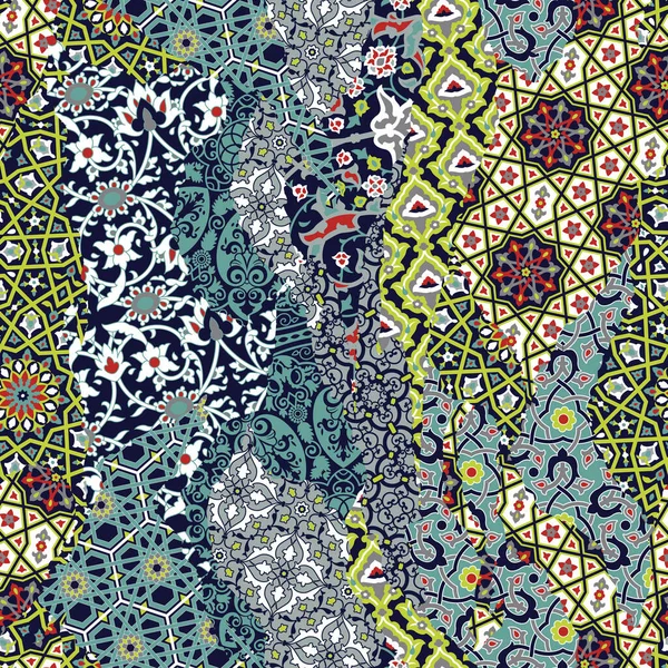 Traditional Arabian Arabesque Tiles Patchwork Wallpaper Abstract Vector Seamless Pattern — Stock Vector