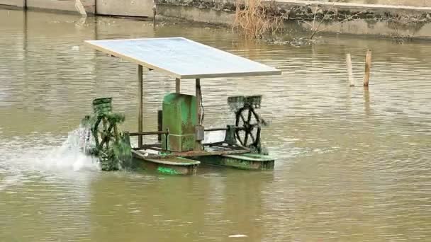 Riolering Water Spin Machine Werken Met Zonnecel Energie — Stockvideo