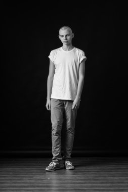 genç adam osing kamera için