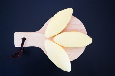 Tay geleneksel york çerezleri ahşap plaka üzerinde