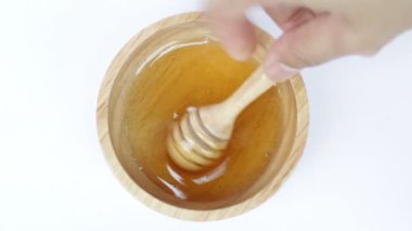 Tatlım Kupası üstten görünüm üzerinde ahşap Kepçe