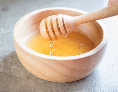 Altın bal Kupası ve Kepçe