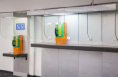 Duvardaki kamu telefon kulübesi