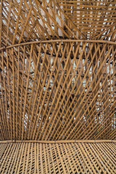 Kuru bambu duvar dış kısımlarının