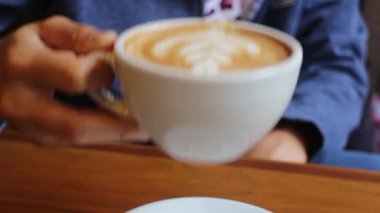 Kahvaltınızda sıcak kahve, stok görüntüler.