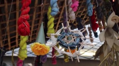 Yeşil açık hava piyasa dekorasyonu, borsa görüntüleri