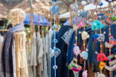 Satılık sokak ürünleri, stok fotoğrafı.