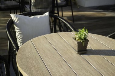 Rahatlama yeşil tatil köyü kafe ve restoran, stok fotoğrafı.