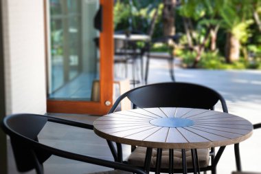 Rahatlama yeşil tatil köyü kafe ve restoran, stok fotoğrafı.