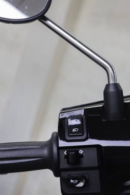 Güzel siyah bir aracın düz çizgileri, stok fotoğrafı.