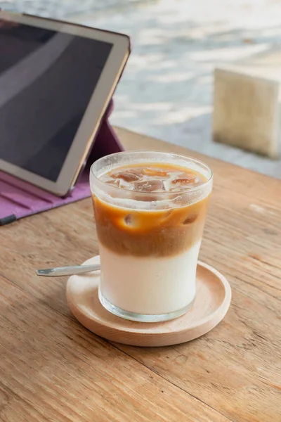 Ochtend Koffie Latte Hout Bureau Werk Van Thuis Uit Kantoor — Stockfoto