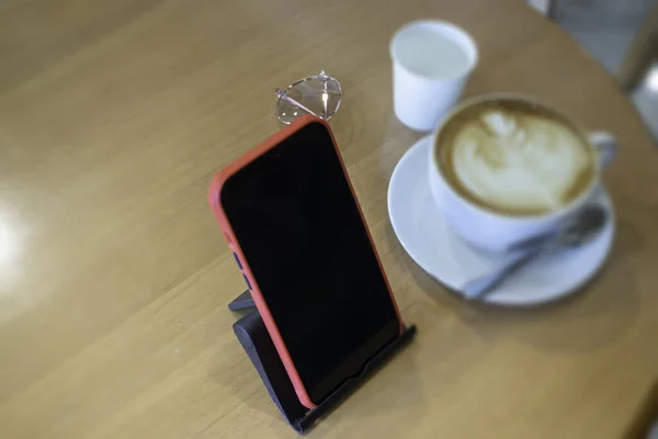 Kaffeetasse Heißer Latte Auf Holztisch Archivbild — Stockfoto