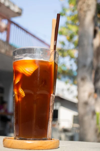 Glas Ijsblokjes Verse Koffie Stockfoto — Stockfoto