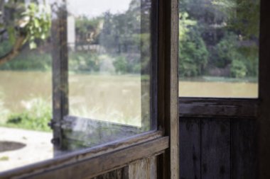 Açık hava bahçe rahatlama yeşil kafe, stok fotoğrafı.