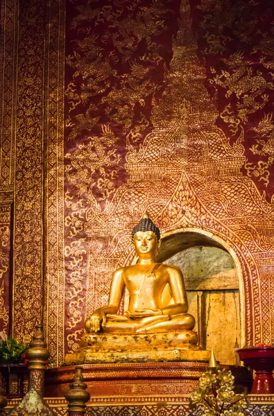 "Phra Sihing Buddha "w mieście Chiang Mai, Tajlandia — Zdjęcie stockowe