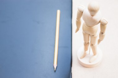 Sanatçı çizim sadece çalışma tablosu