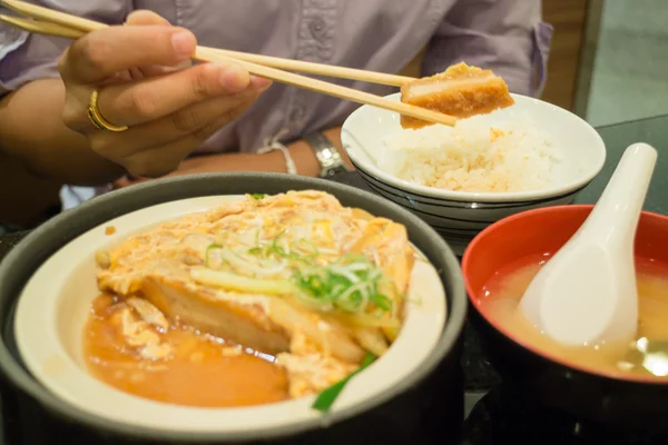 Costeleta de porco frito japonês com arroz — Fotografia de Stock