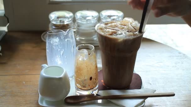 Temps de café avec de la glace Moka, Stock Vidéo — Video