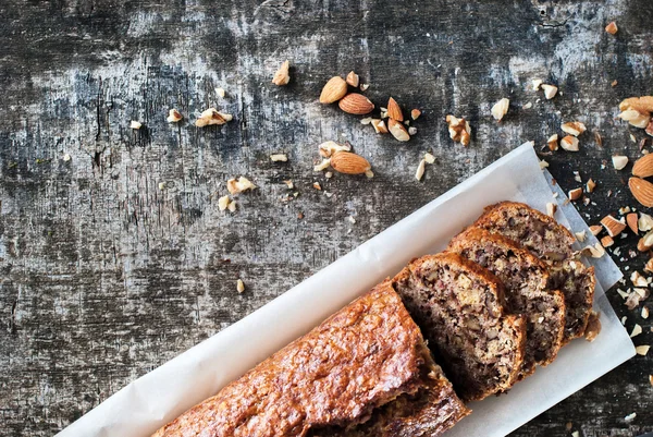 Banana färsk limpa Multigrain ekologiskt bröd rustik — Stockfoto