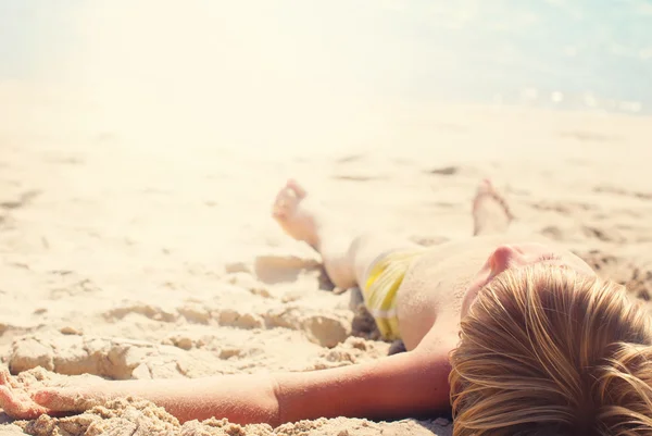 Suntan Boy Lie Down Sand Sea Sunny Day Travel — Stock Photo, Image