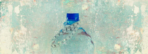 Измерение здоровья воды в бутылках ленты Чистая пища — стоковое фото