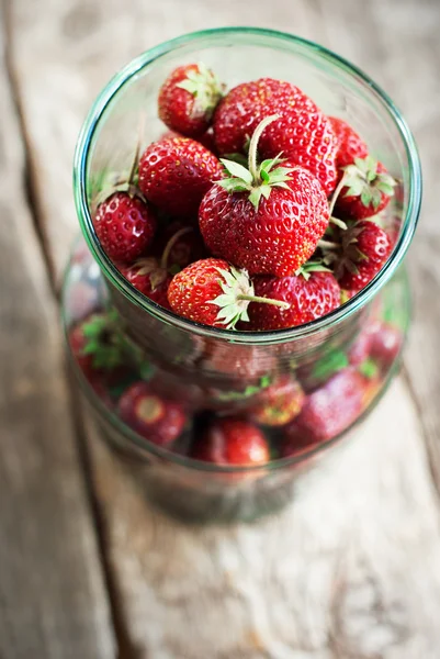 Nahaufnahme Bio-Erdbeere von oben — Stockfoto