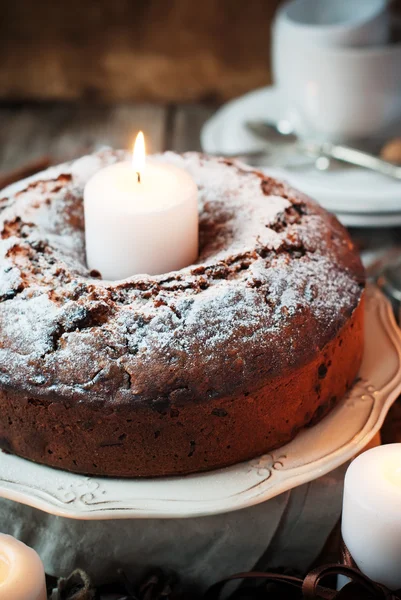 Christmas Cake with Powered Sugar on Vintage Plate — Stok fotoğraf