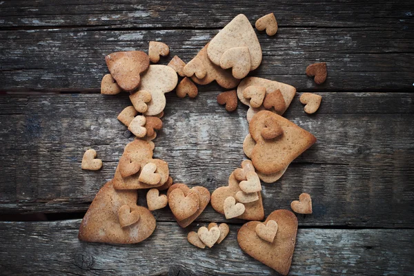 Card with Gingerbread Cookies in Shape of Heart — Φωτογραφία Αρχείου