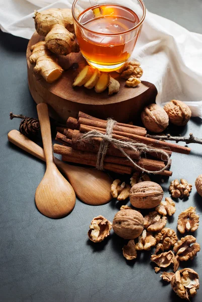 Natural Components to Cold Honey Cinnamon Walnuts — Stock Photo, Image