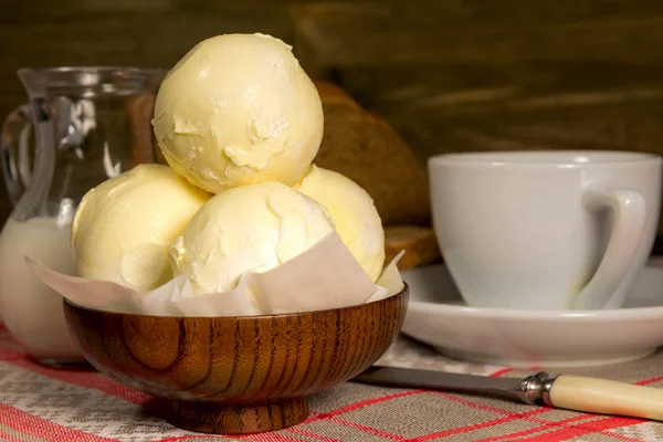 Burro fresco, pane e caffè — Foto Stock