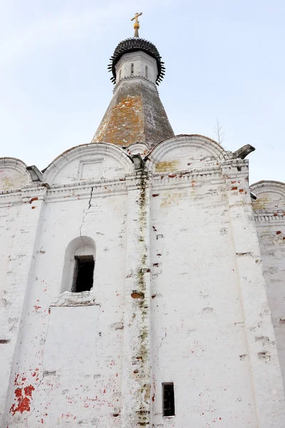 Старая церковь в Ростовском Кремле — стоковое фото