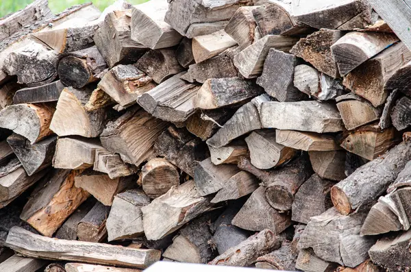 Förberedelse Ved För Vintern Vedbakgrund Staplar Ved Skogen Högen Med — Stockfoto