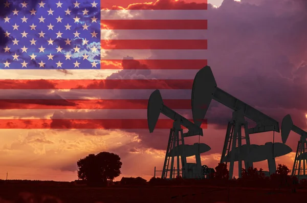 Usa Oil Industry Flag Venezuela Oil Wells Background Red Sunset — Stock Photo, Image