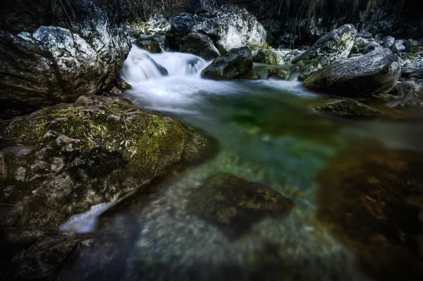 Una gran cascada —  Fotos de Stock