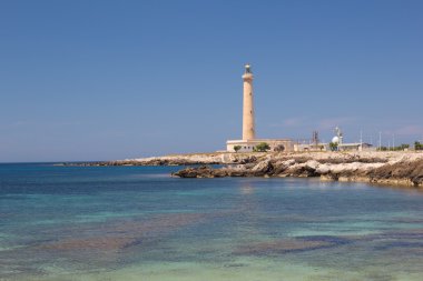 bir Favignana deniz feneri