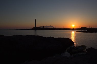 bir Favignana deniz feneri