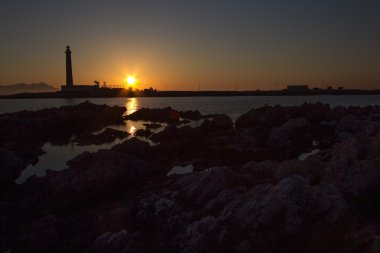 bir Favignana deniz feneri
