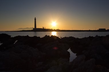 bir Favignana deniz feneri