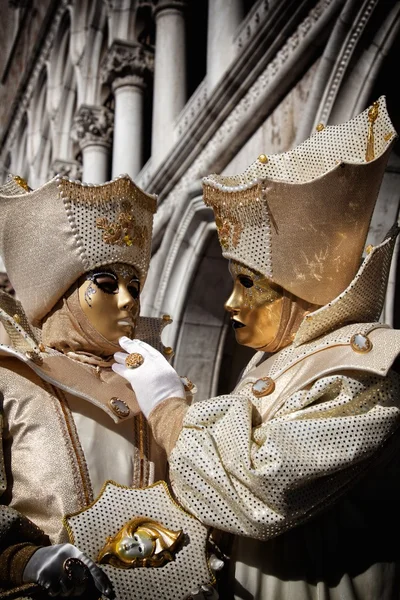 Venetsian karnevaalinaamio — kuvapankkivalokuva