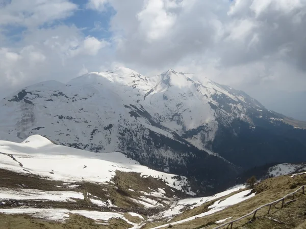 Vista sulle montagne — Foto Stock