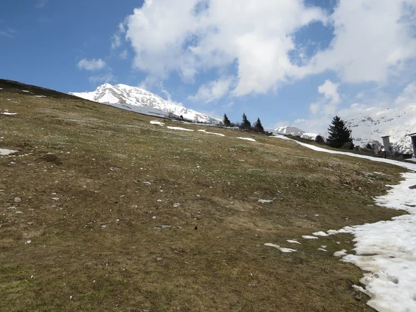 Vista sulle montagne — Foto Stock