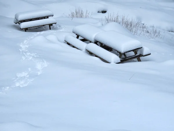 Neve e montanha — Fotografia de Stock