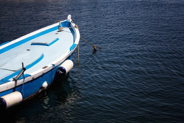 Tourism ship — Stock Photo, Image