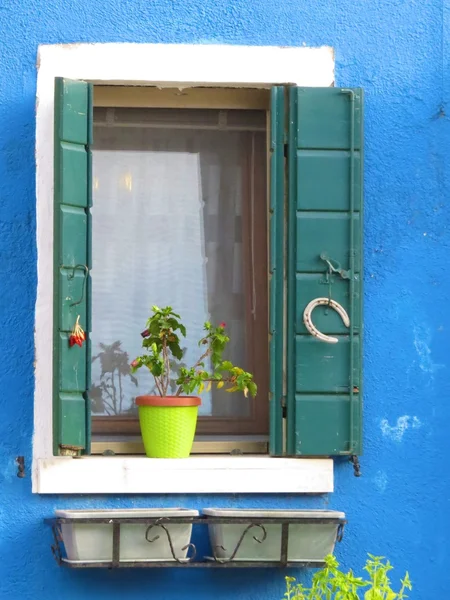 Ett fönster i Venedig — Stockfoto