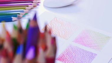 Renkli Çizim Kalemleri Çerçeve