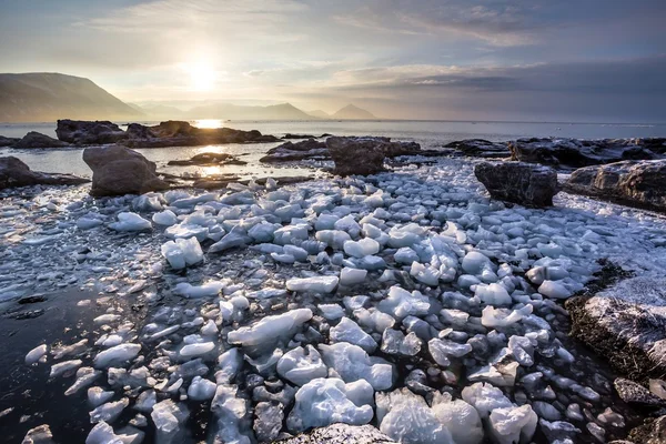 Arktiska landskap med Glaciäris — Stockfoto