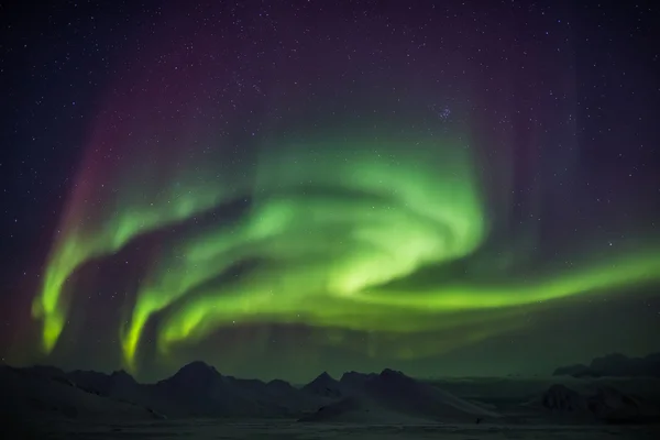 Nordlichter - arktische Landschaft — Stockfoto