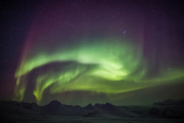 Aurores boréales - paysage arctique — Photo