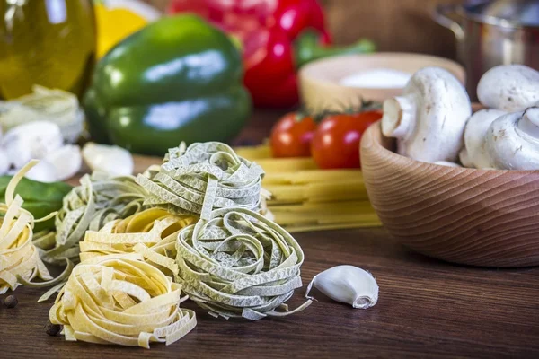 Spaghetti e pasta — Foto Stock