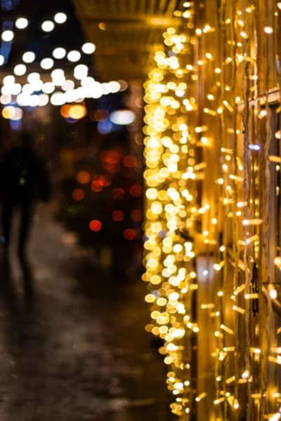 Iluminación Festiva Navidad Por Noche Calle Luces Borrosas Color Amarillo — Foto de Stock